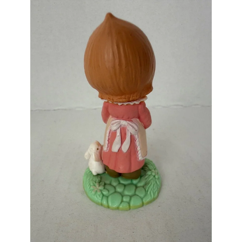 Hallmark‎ Precious Moments Vintage 1982 Girl with Bunnies